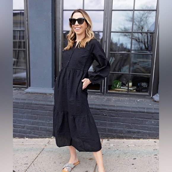 Old Navy Dresses & Skirts - OLD Navy Long sleeve black midi dress XL Petite NWT